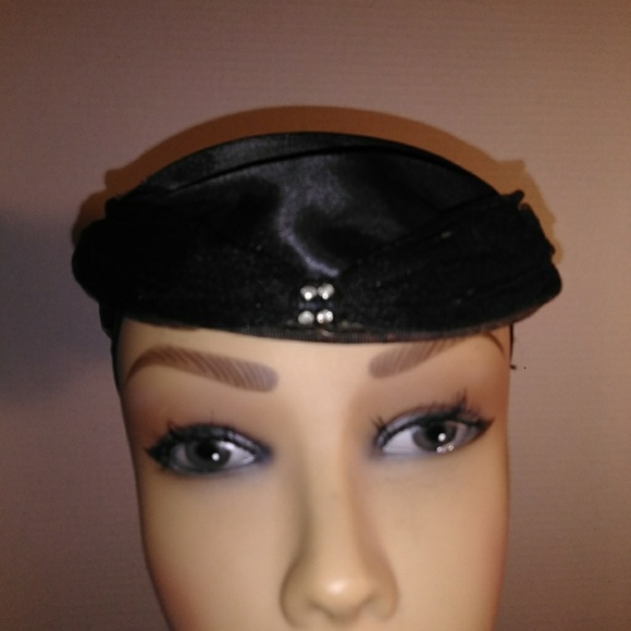 Vintage veiled hat - Picture 1 of 2